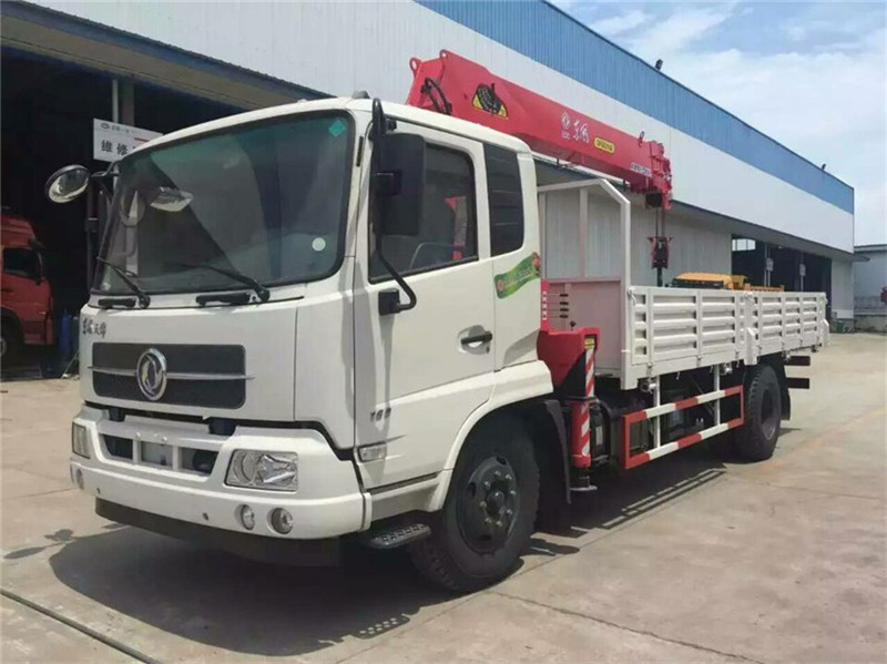 東風天錦【6.3-8噸】隨車吊