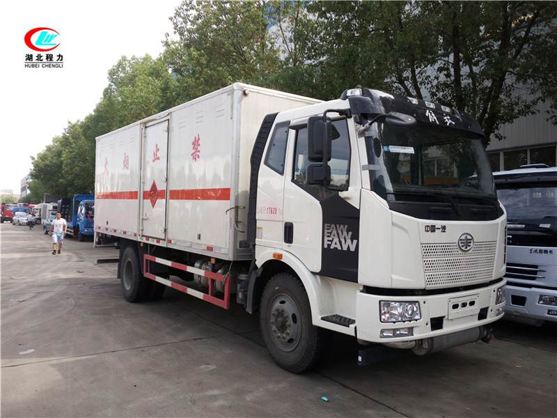 解放6.2米爆破器材運(yùn)輸車【一類】