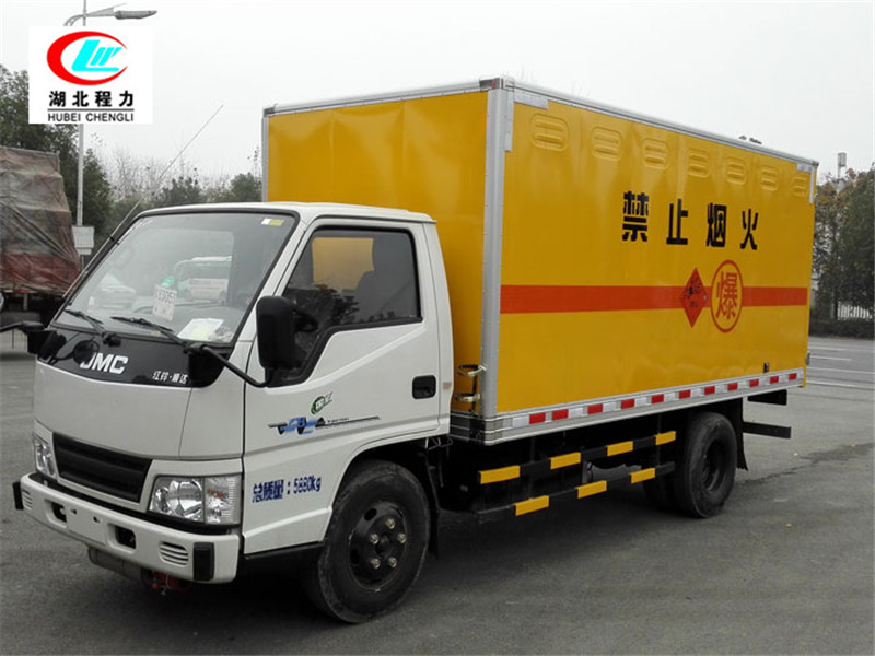 江鈴4.2米爆破器材運輸車【一類 黃牌】