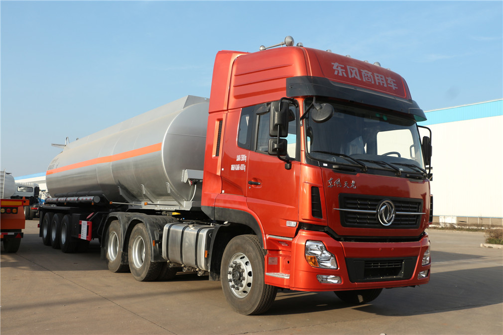 東風天龍3軸【42立方】鋁合金運油半掛車