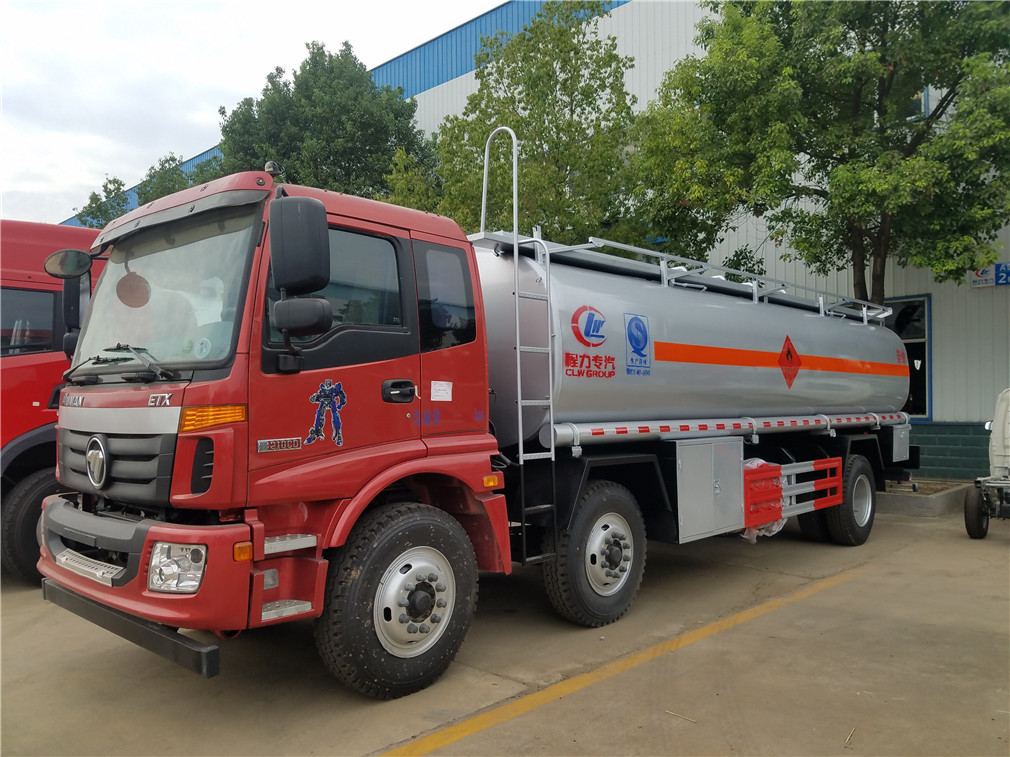 福田歐曼小三軸【26立方】鋁合金運(yùn)油車