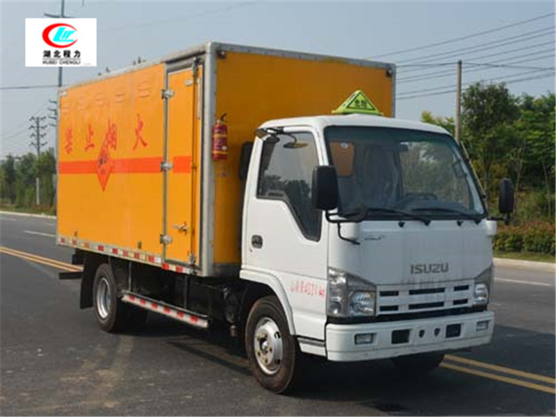 慶鈴5.2米易燃氣體廂式運輸車【二類】