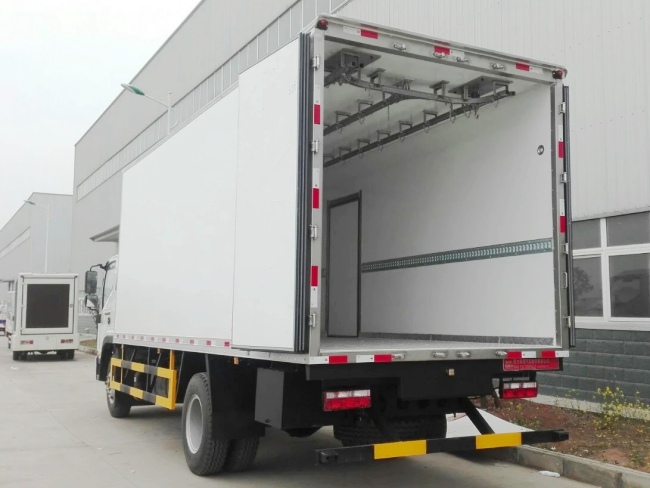 (廂長7.6米)江淮帥鈴W威斯達冷藏車