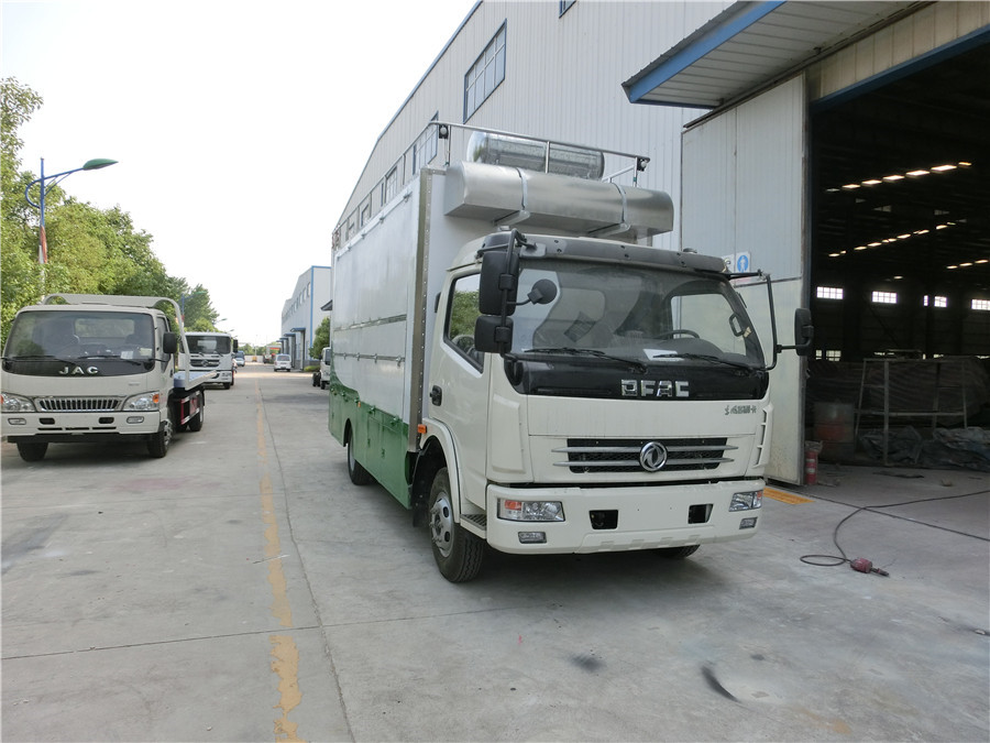 (廂長5.2米)東風D7 餐車