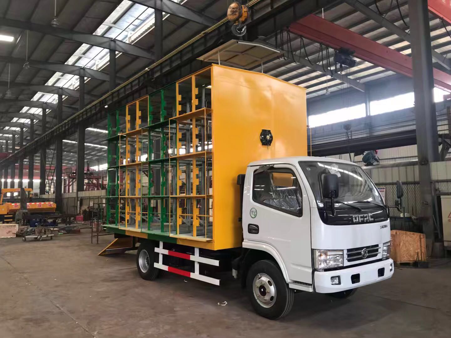 養(yǎng)蜂車