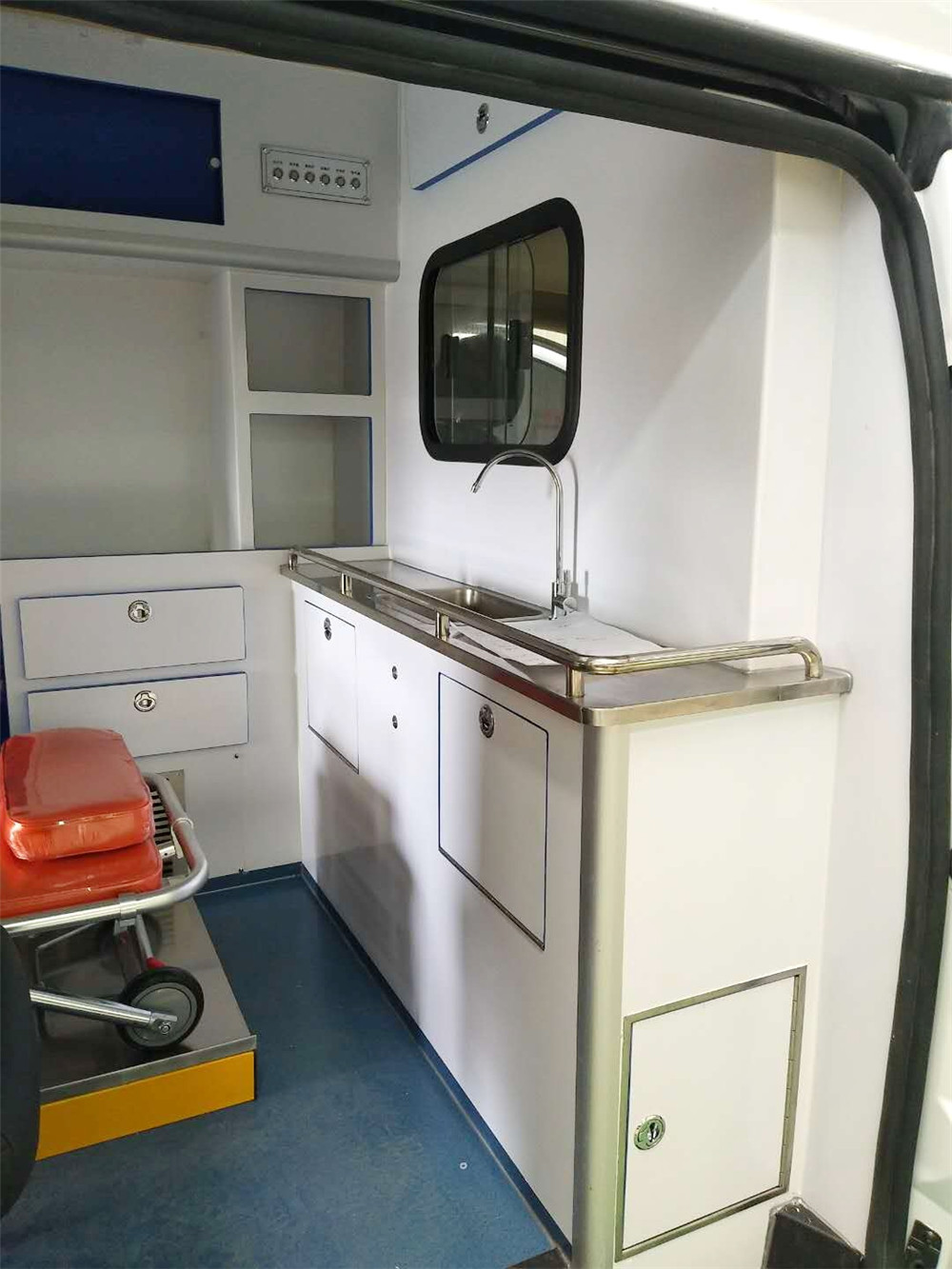 救護車