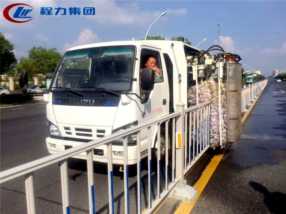 (4方)城市護欄清洗車